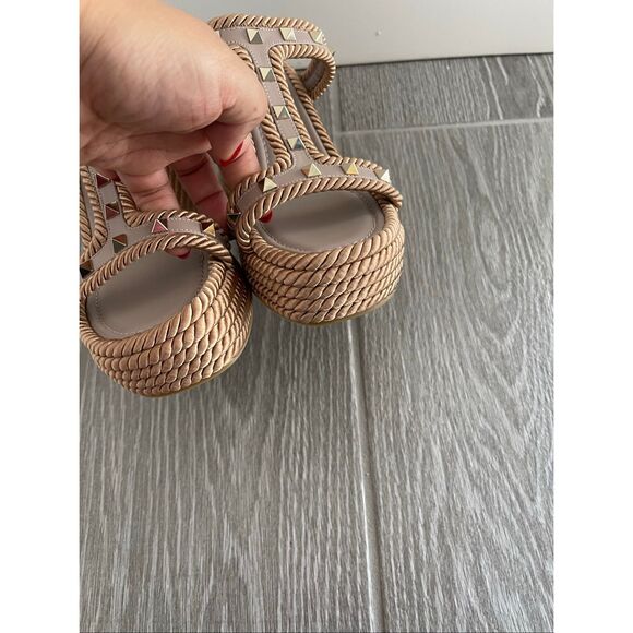 VALENTINO Rockstud Torchon T-Strap Espadrille Sandals Size 10 - Picture 9 of 10